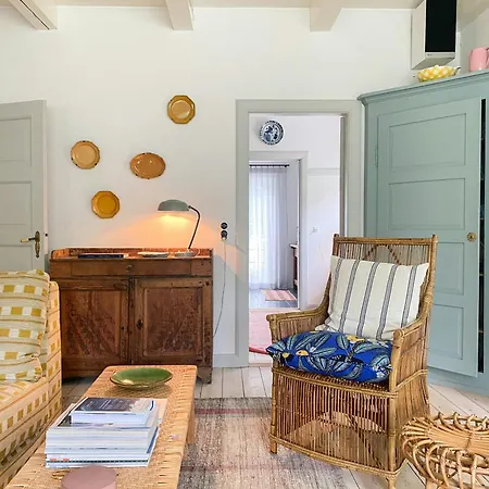 Thatched Idyll Close To The Sea In *